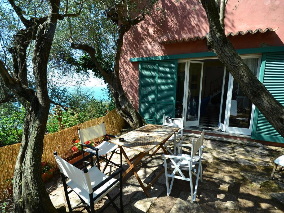 Belvilla By Oyo Villa Shakti Lerici Exterior foto